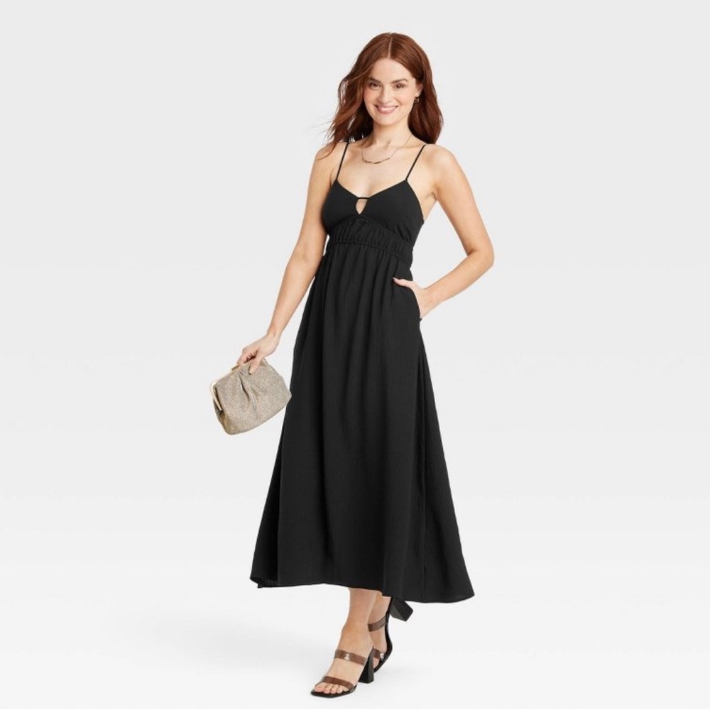 Black sleeveless midi